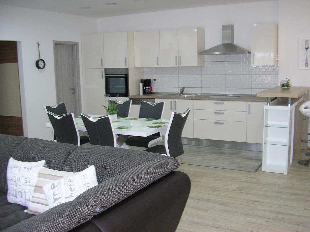 Apartments Viki Трогир Экстерьер фото