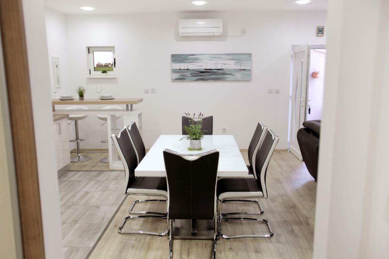 Apartments Viki Трогир Экстерьер фото