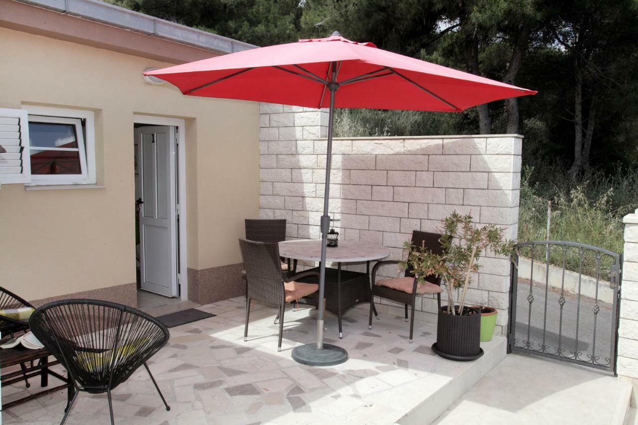 Apartments Viki Трогир Экстерьер фото